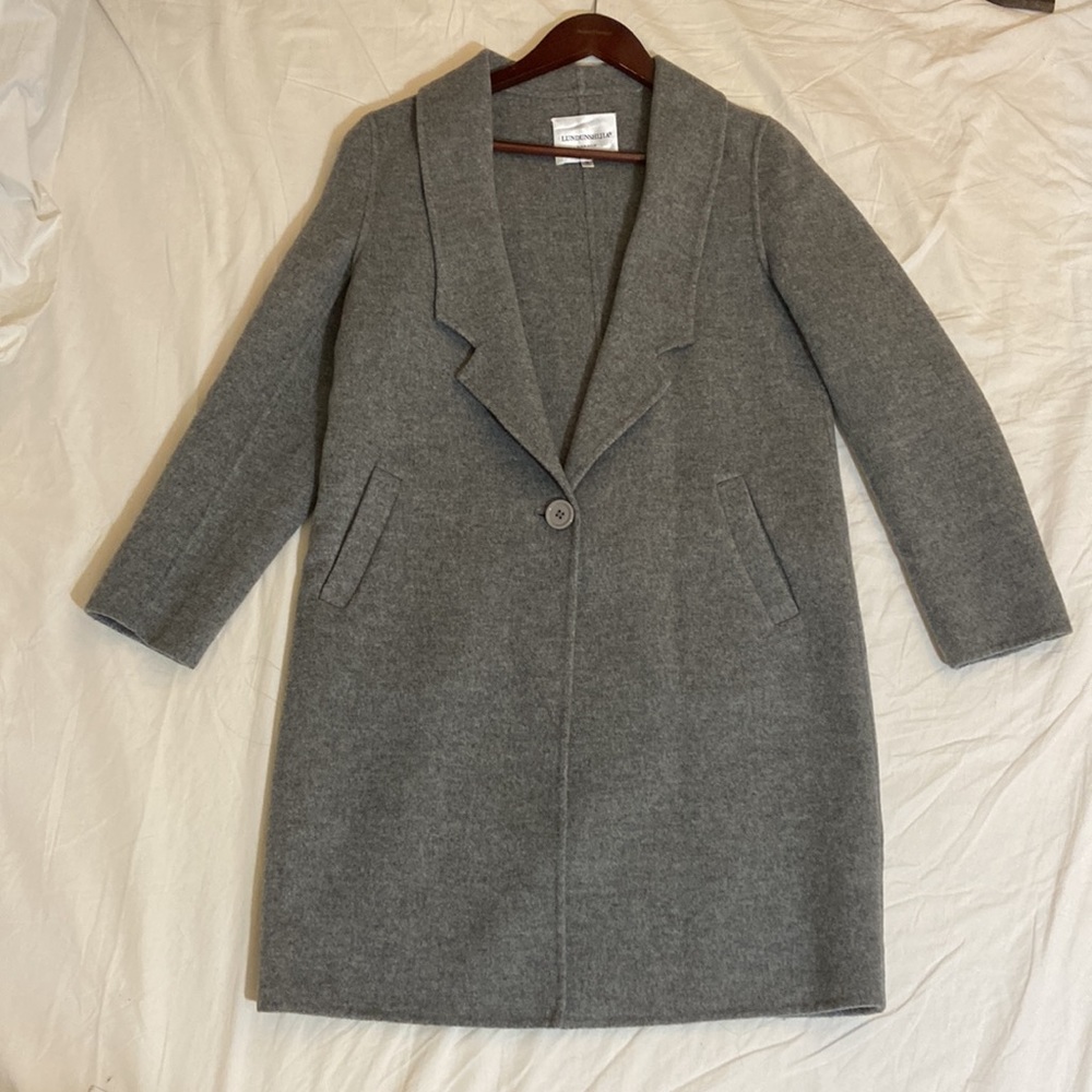 90% wool grey coat size M